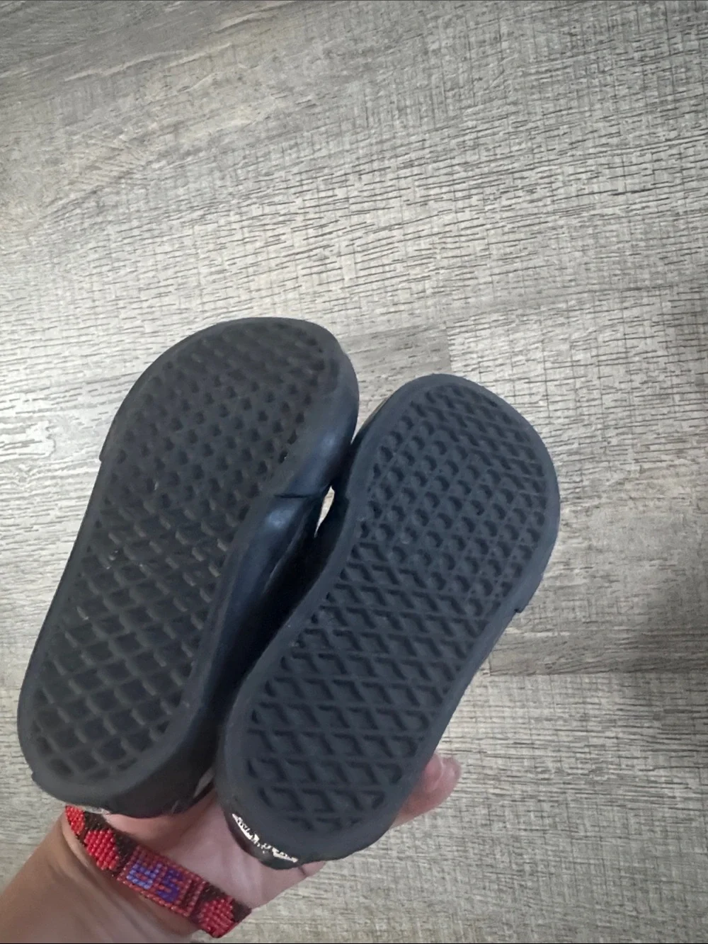 Vans shiny black